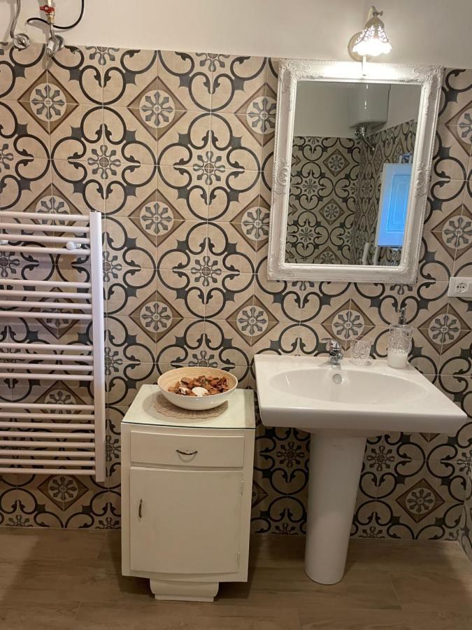 הוילה טורינו די סנגרו La Casa Di Michela מראה חיצוני תמונה