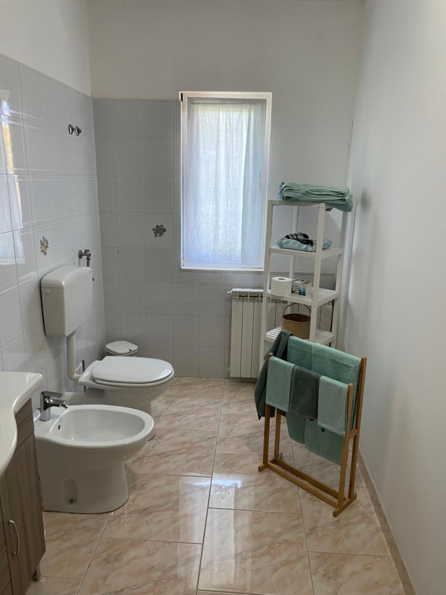 הוילה טורינו די סנגרו La Casa Di Michela מראה חיצוני תמונה